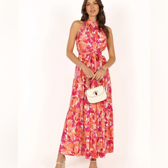 Petal & Pup
Caroline Floral Mock Neck
Maxi Dress - Picture 1 of 9
